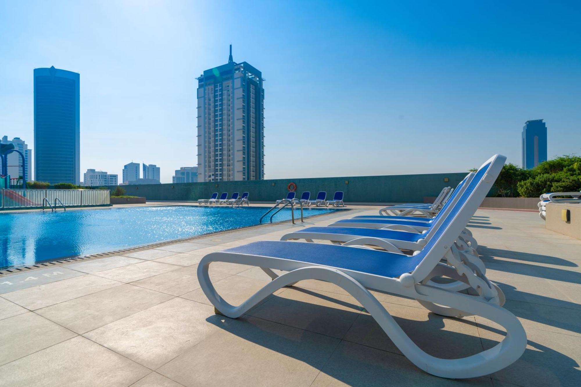 S Plaza Suites Hotel Seef ภายนอก รูปภาพ