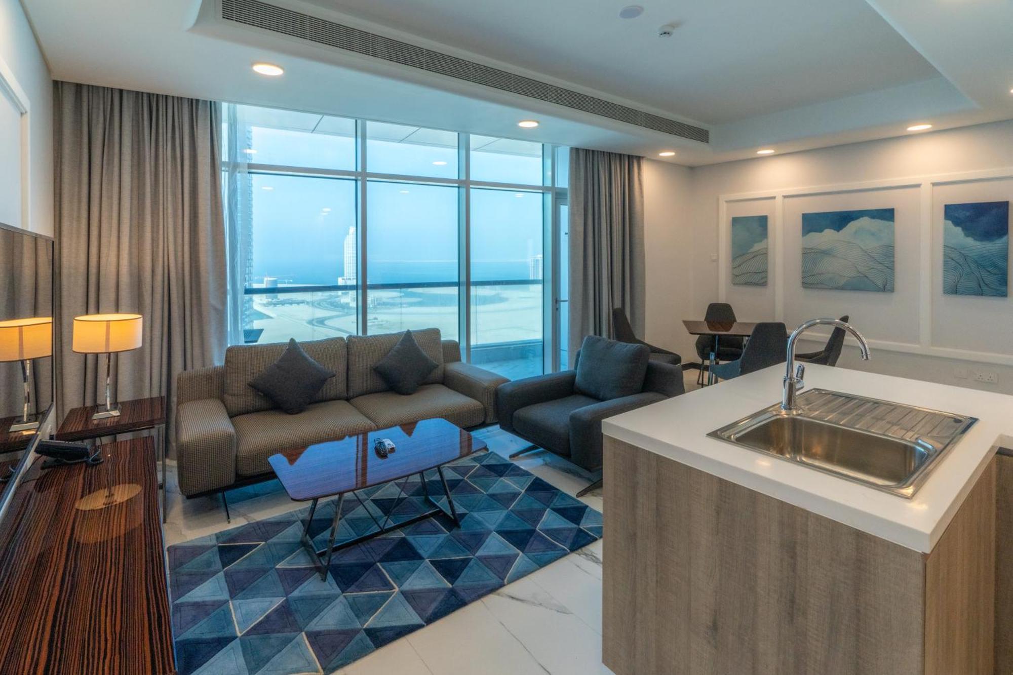S Plaza Suites Hotel Seef ภายนอก รูปภาพ
