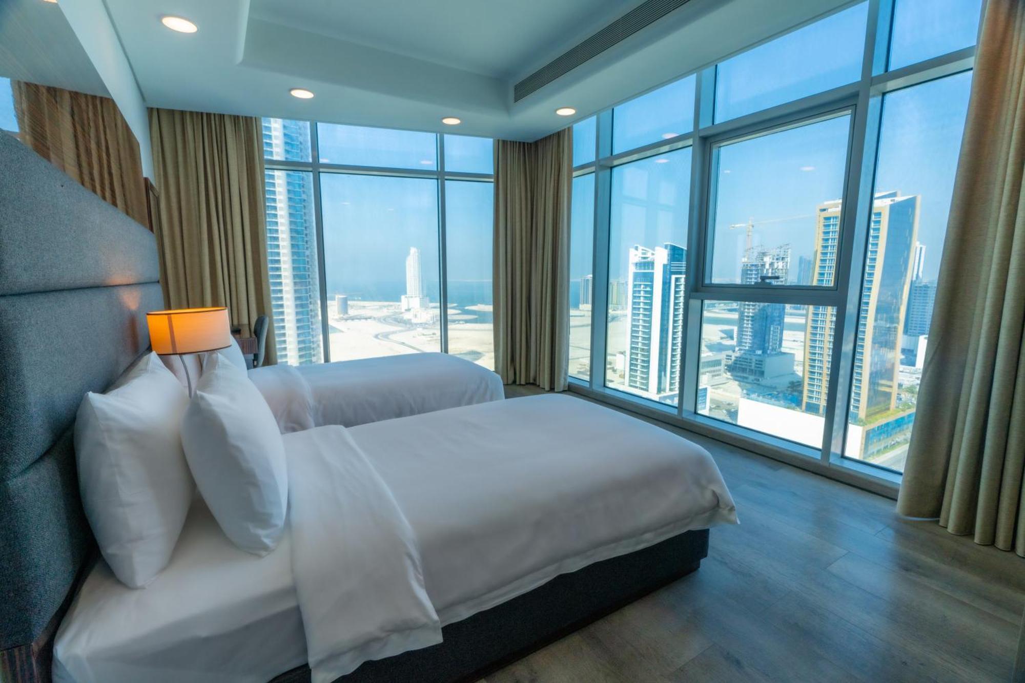 S Plaza Suites Hotel Seef ภายนอก รูปภาพ
